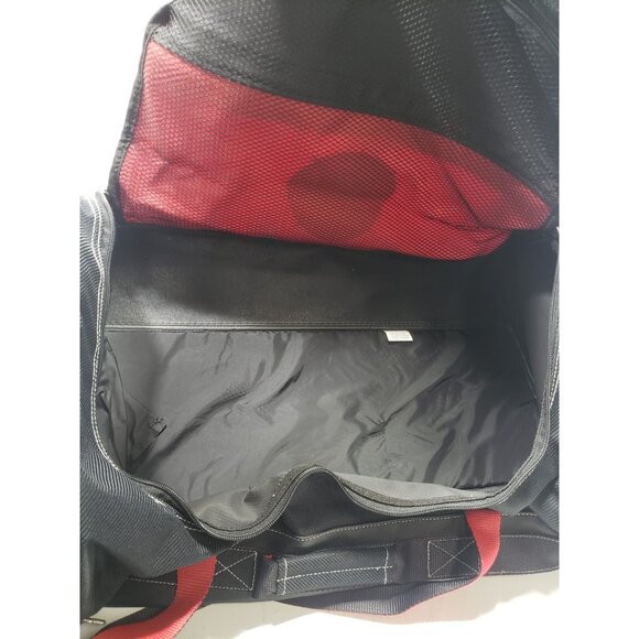 Lot Of 2 Vintage Marlboro Unlimited Gear Compass Duffle Bags 22” & 27” Pre Owned - Picture 6 of 13